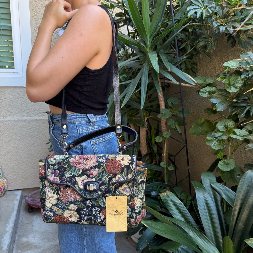 New Vintage Multicolored Patricia Nash Floral Tapestry Tote/Shoulder Bag